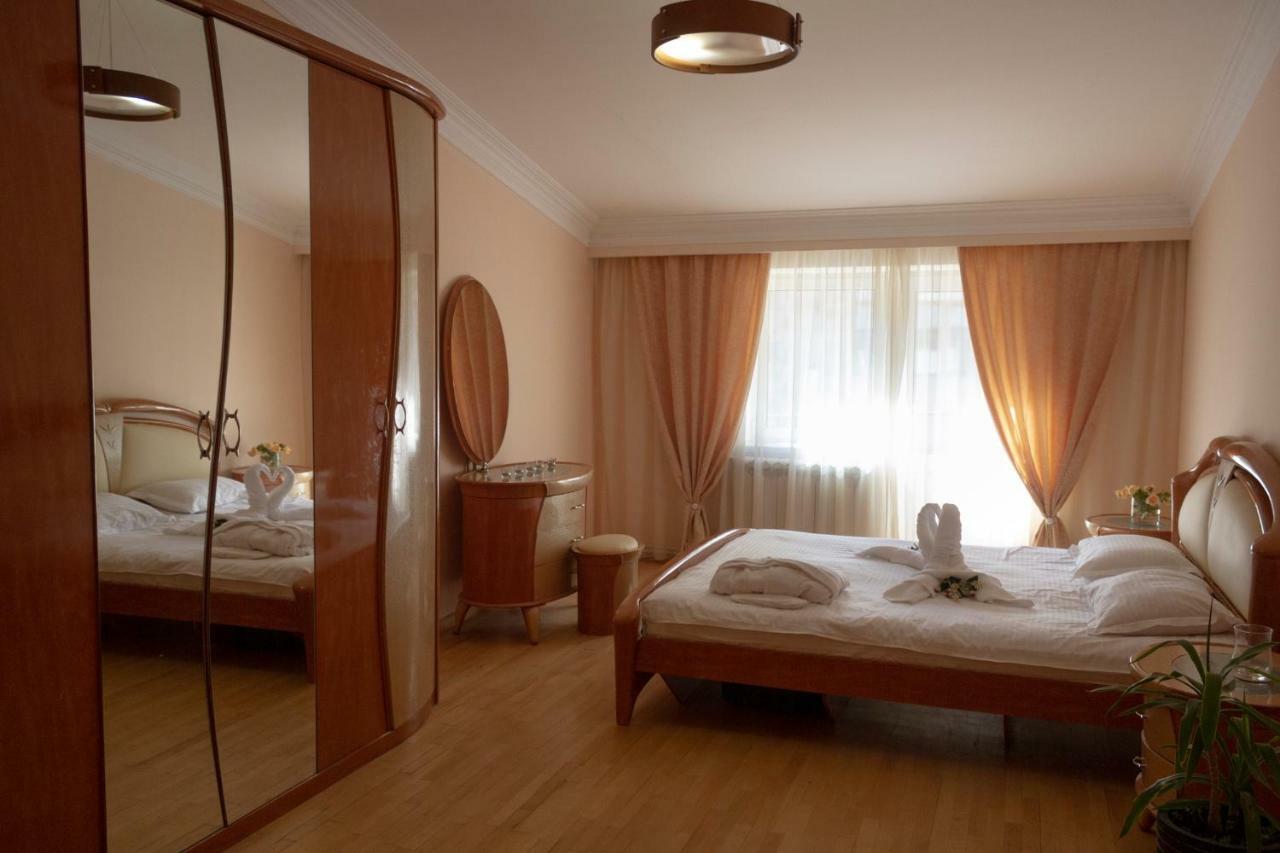 Loft Home In City Center Erévan Extérieur photo